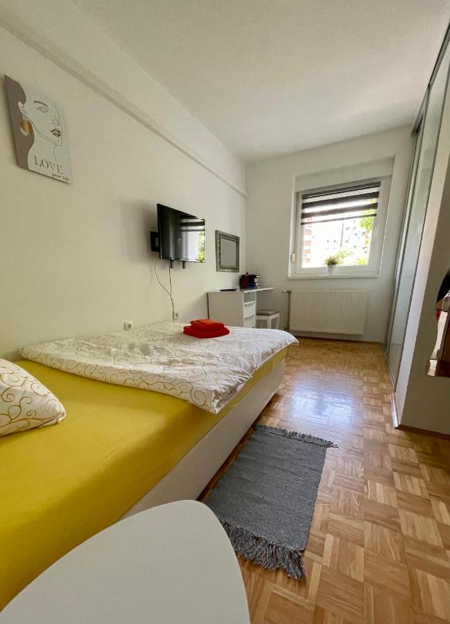 Dis Apartment Вараждин Экстерьер фото